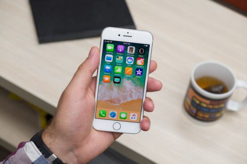 راهنمای خرید گوشی موبایل : نقد و بررسی آیفون 8 اپل